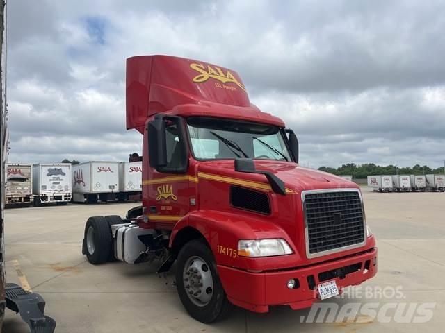 Volvo VNM Cavalos Mecânicos