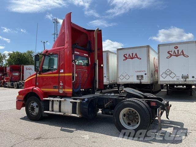 Volvo VNM Cavalos Mecânicos