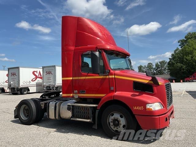 Volvo VNM Cavalos Mecânicos