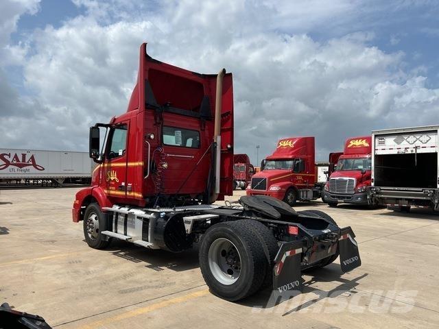 Volvo VNM Cavalos Mecânicos