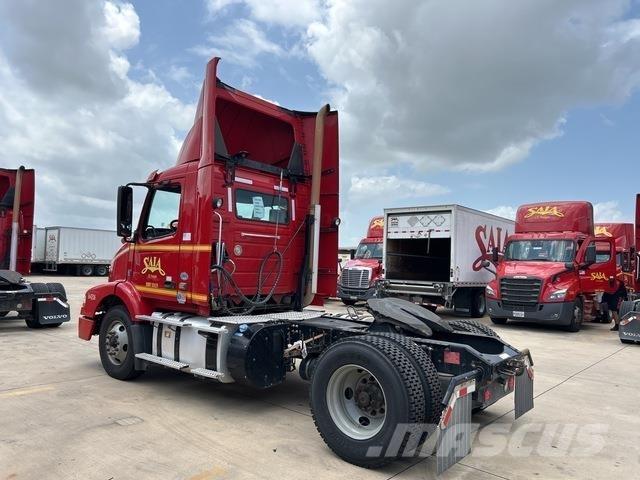 Volvo VNM Cavalos Mecânicos
