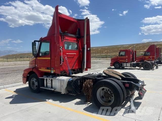 Volvo VNM Cavalos Mecânicos