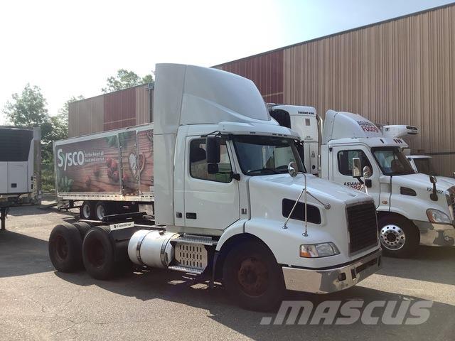 Volvo VNM Cavalos Mecânicos