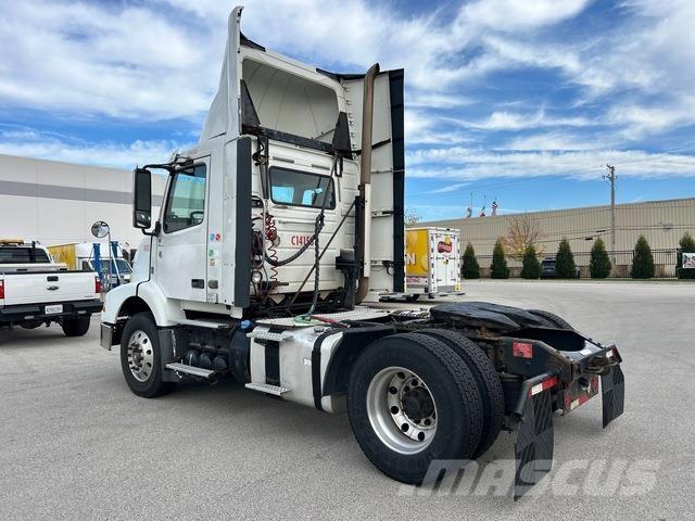 Volvo VNM Cavalos Mecânicos