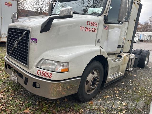 Volvo VNM Cavalos Mecânicos