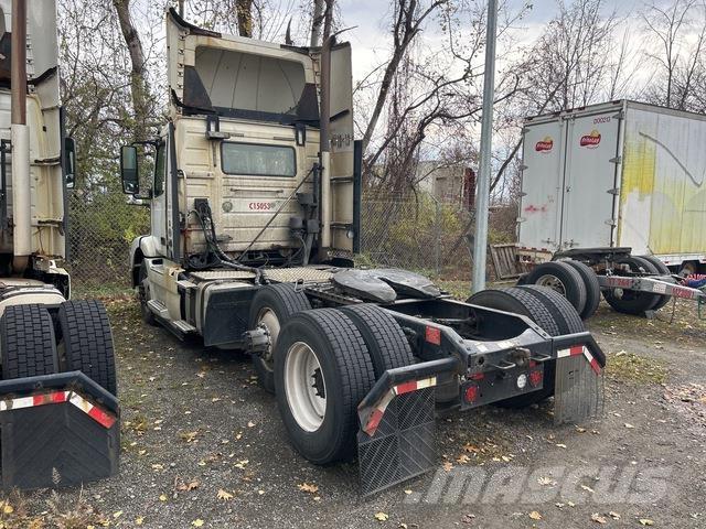 Volvo VNM Cavalos Mecânicos