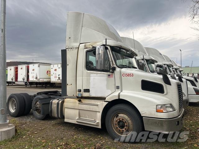 Volvo VNM Cavalos Mecânicos