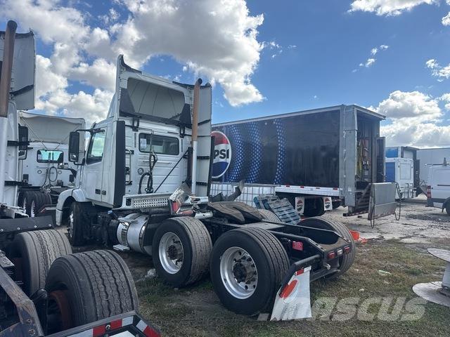 Volvo VNM200 Cavalos Mecânicos