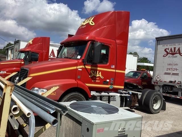 Volvo VNM42T Cavalos Mecânicos