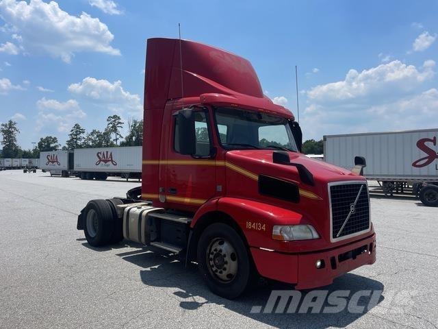 Volvo VNM42T Cavalos Mecânicos