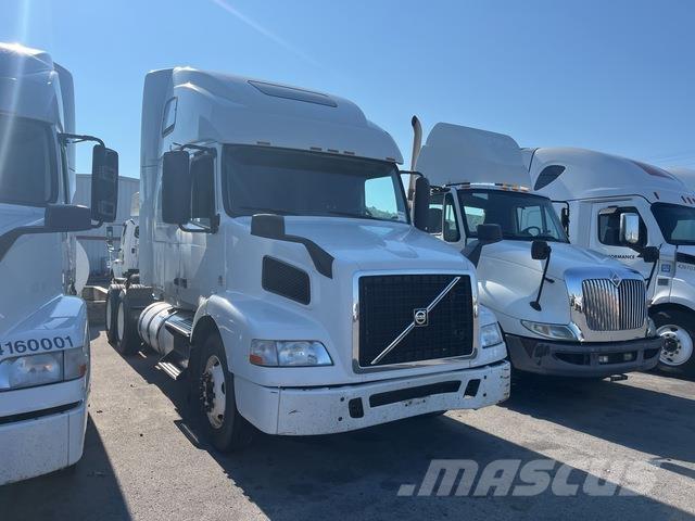Volvo VNM64T Cavalos Mecânicos