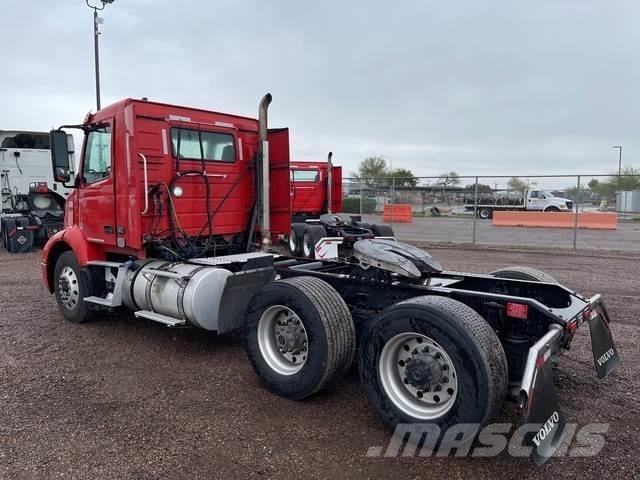 Volvo VNR Cavalos Mecânicos