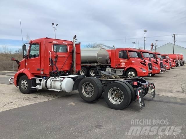 Volvo VNR Cavalos Mecânicos
