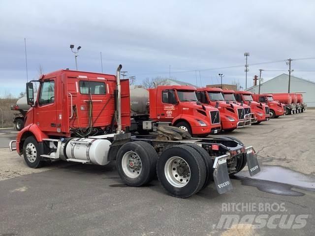 Volvo VNR Cavalos Mecânicos