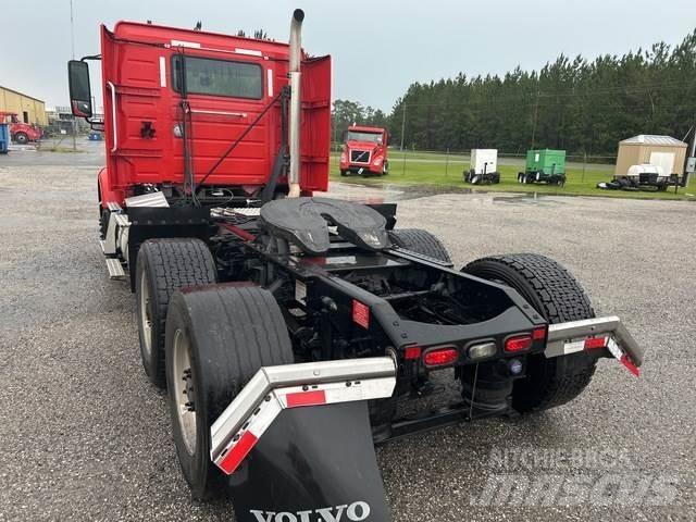 Volvo VNR Cavalos Mecânicos