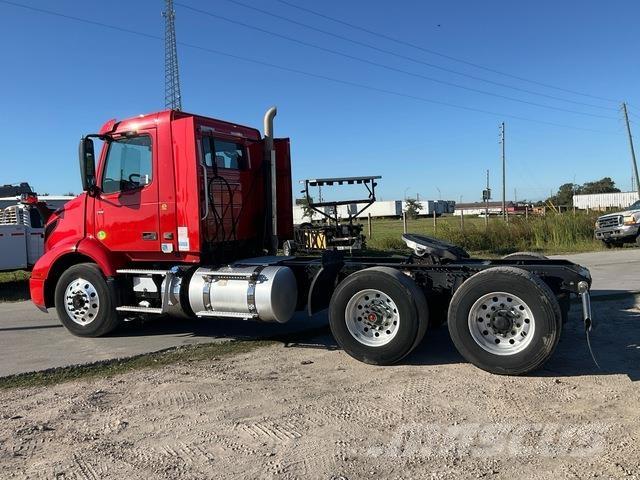 Volvo VNR Cavalos Mecânicos