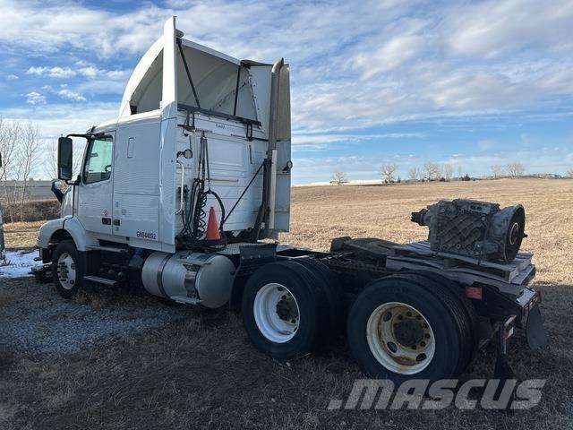 Volvo VNR64T Cavalos Mecânicos