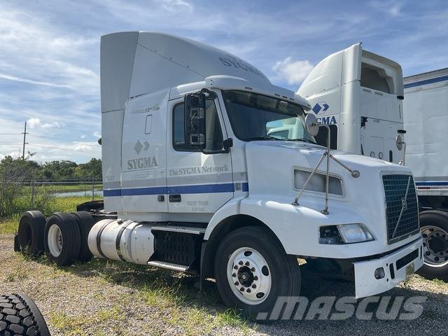 Volvo VNR64T Cavalos Mecânicos
