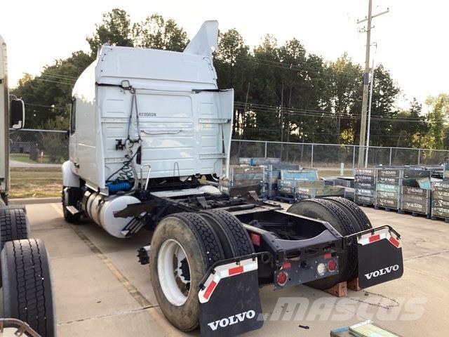 Volvo VNR64T Cavalos Mecânicos