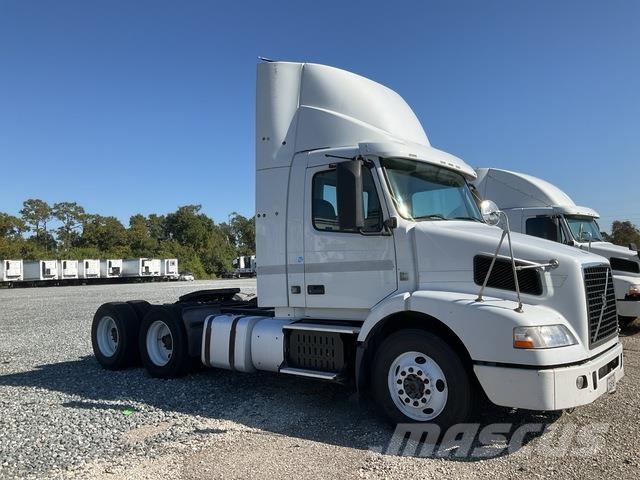 Volvo VNR64T Cavalos Mecânicos