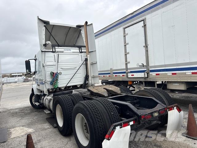 Volvo VNR64T Cavalos Mecânicos