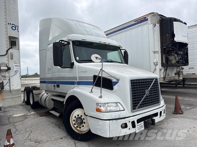 Volvo VNR64T Cavalos Mecânicos