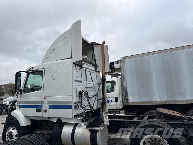 Volvo VNR64T Cavalos Mecânicos