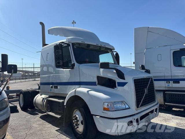 Volvo VNR64T Cavalos Mecânicos