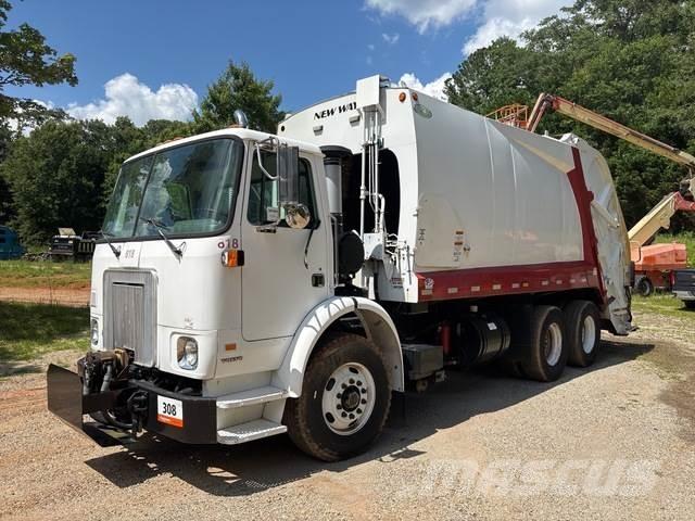Volvo WX64 Camiões de lixo