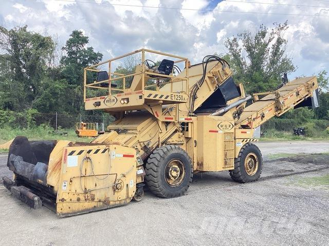 Weiler E1250A Veículos transporte material