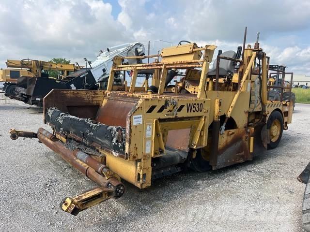 Weiler W530 Espalhadoras de asfalto