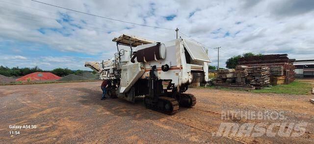 Wirtgen 2100DC Moinhos de asfalto a frio