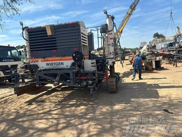 Wirtgen SP25 Pavimentadores de betão