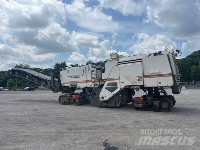 Wirtgen W2200 Moinhos de asfalto a frio