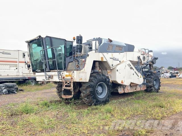 Wirtgen WR240 Compactadores para terra