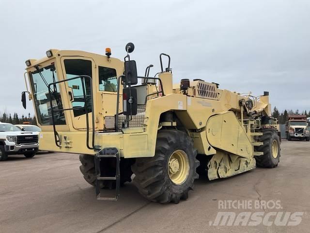 Wirtgen WR2400 Compactadores para terra