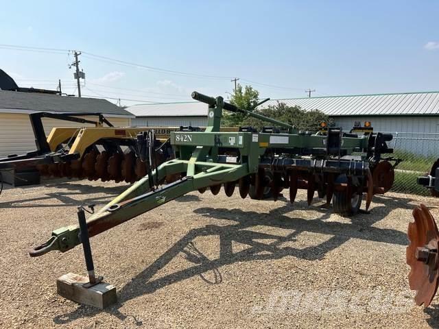 Wishek 842N Outras máquinas de lavoura e acessórios