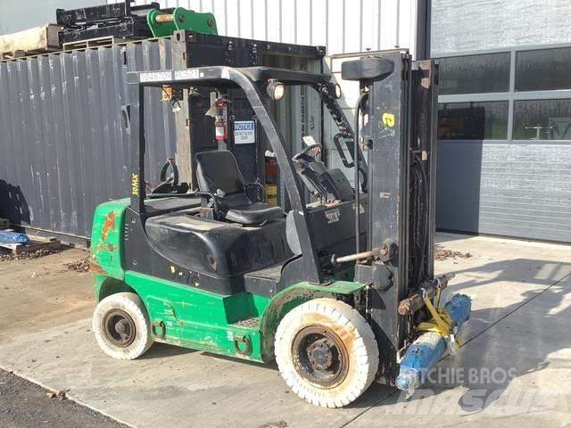 Yale GTP050MX Construção - Outros
