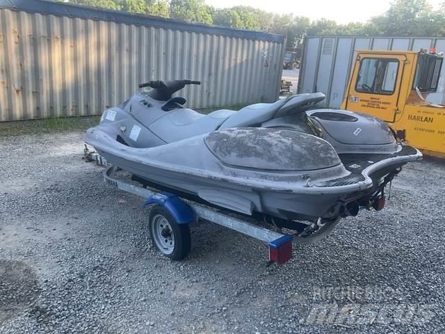 Yamaha  Batelőes / barcaças
