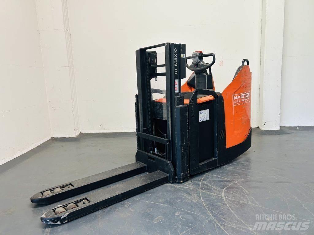 BT SPE200D Self propelled stackers