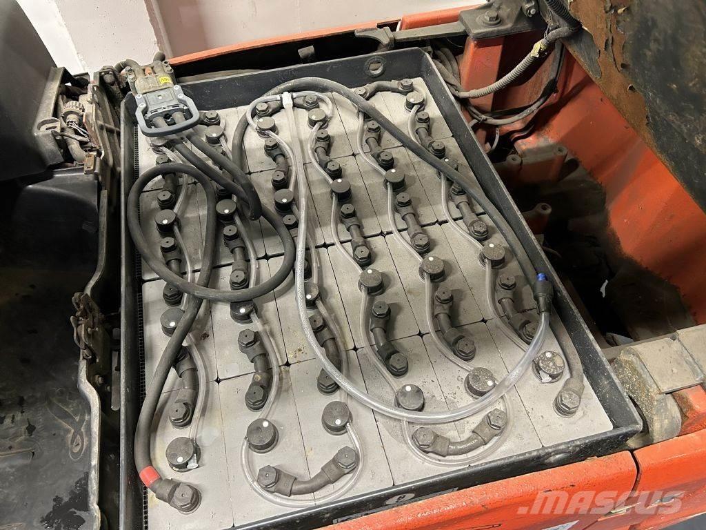 Linde E16H-01 Empilhadores eléctricos
