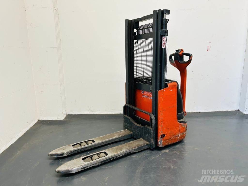 Linde L10 Empilhador para operador externo