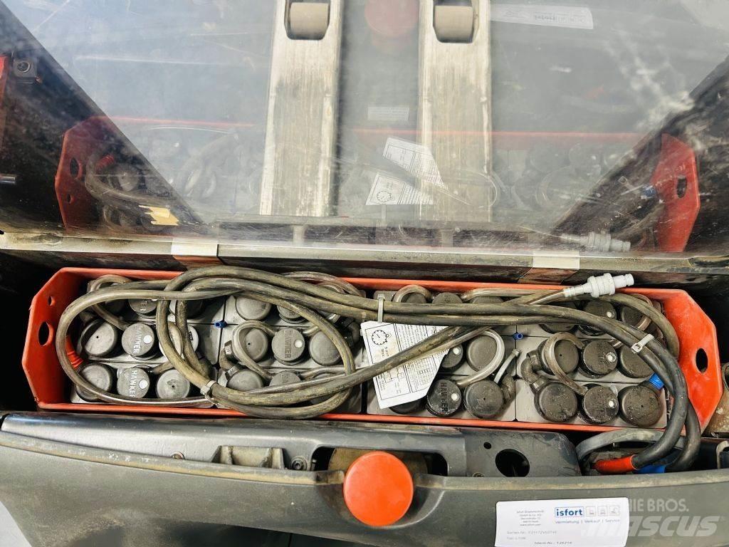 Linde L10B Empilhador para operador externo