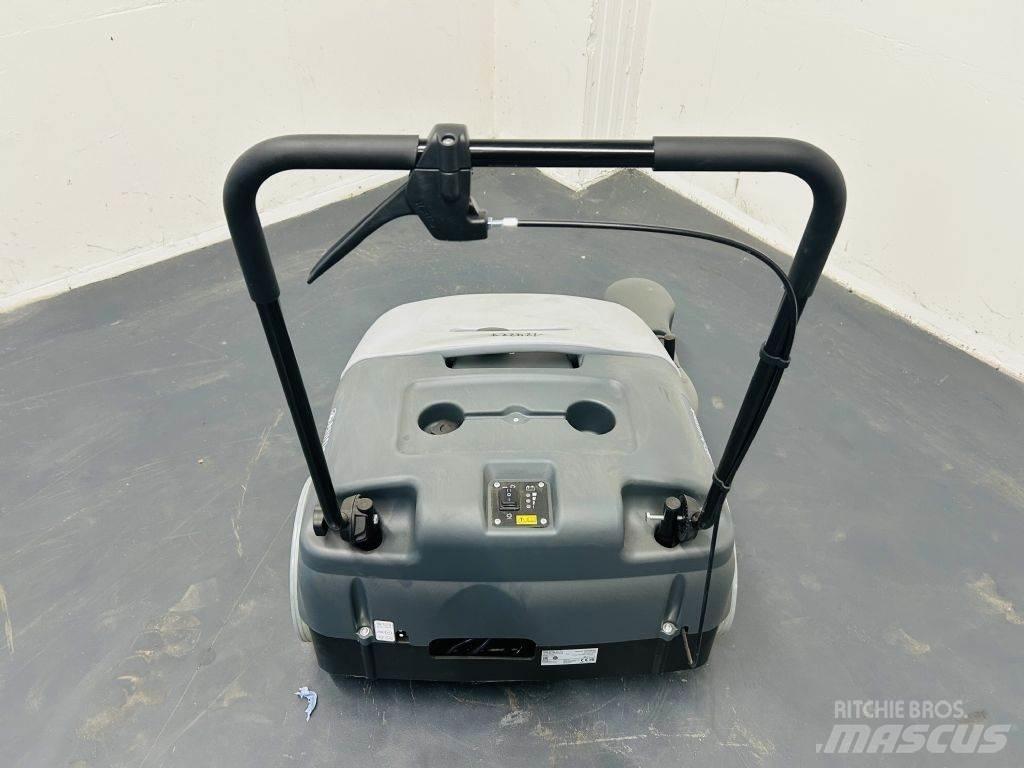 Nilfisk SW750 Varredoras