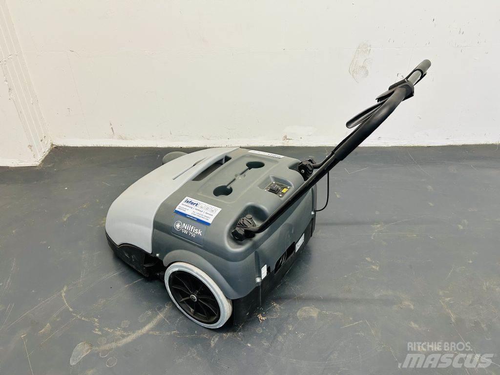 Nilfisk SW750 Varredoras
