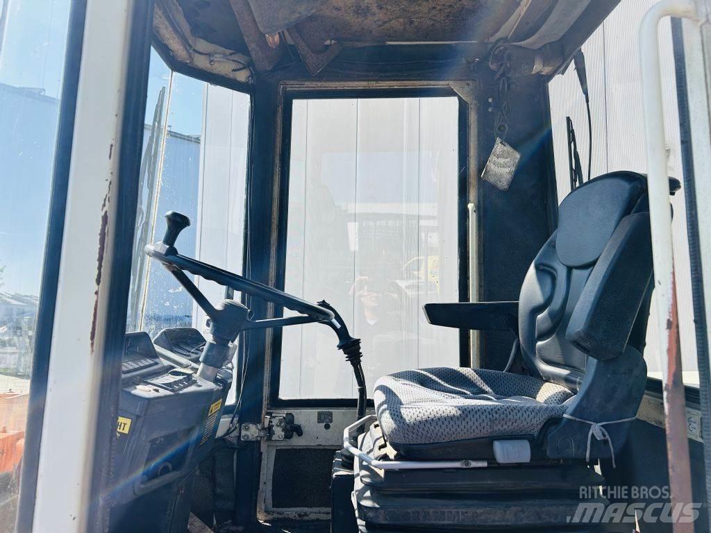 Schaeff KL835 Minicarregadeiras