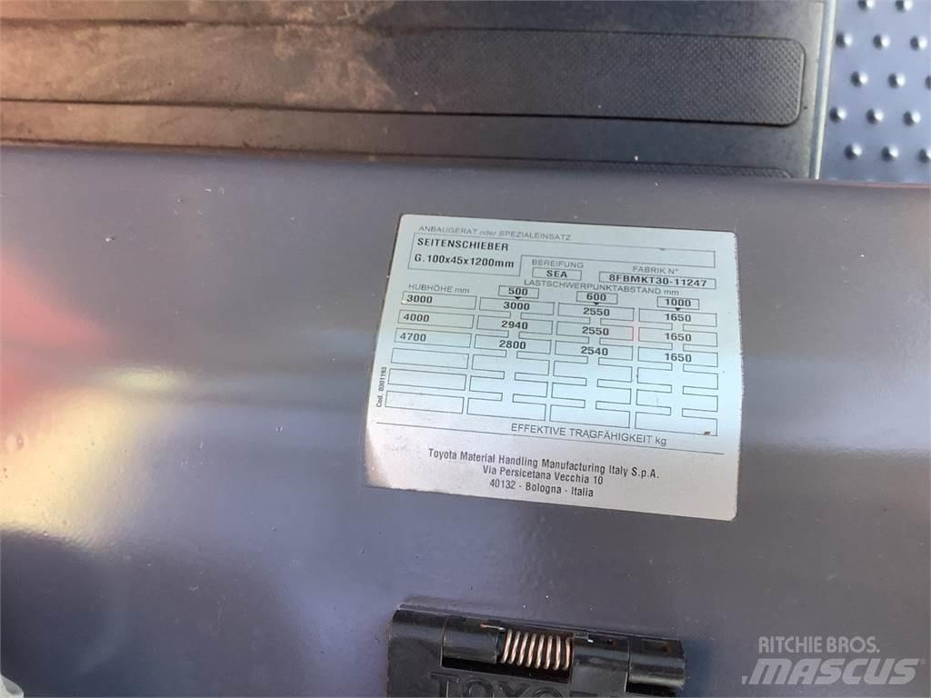 Toyota 8FBMKT30 Empilhadores eléctricos