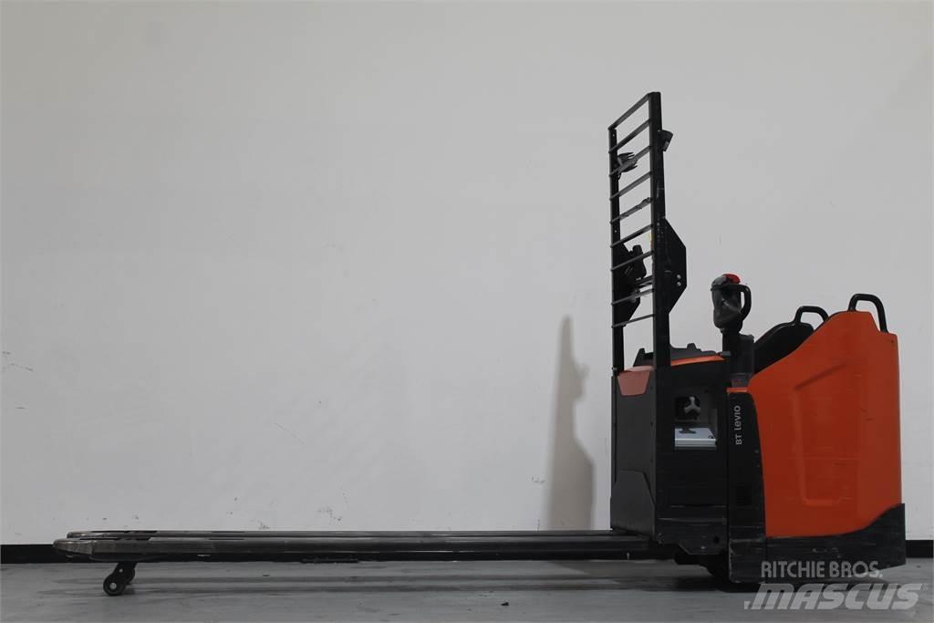 Toyota LPE200 Porta palettes