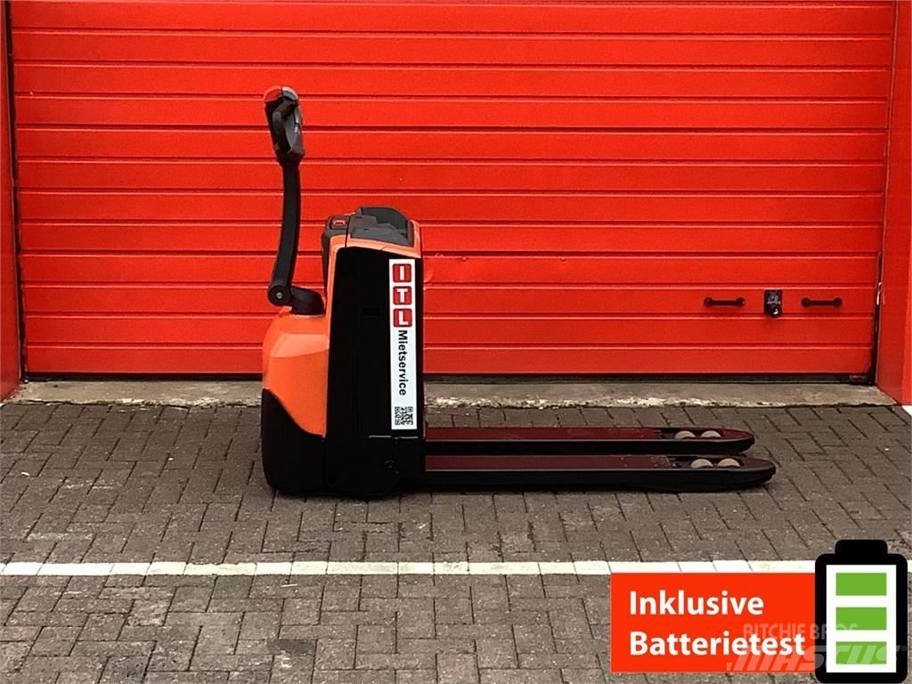 Toyota LWE180 Porta palettes