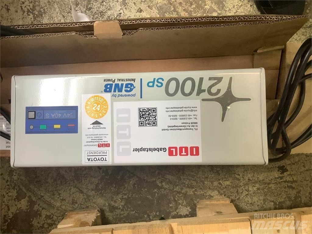 Toyota SPE140L Empilhador para operador externo